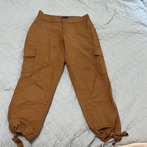 Social standard cargo pants